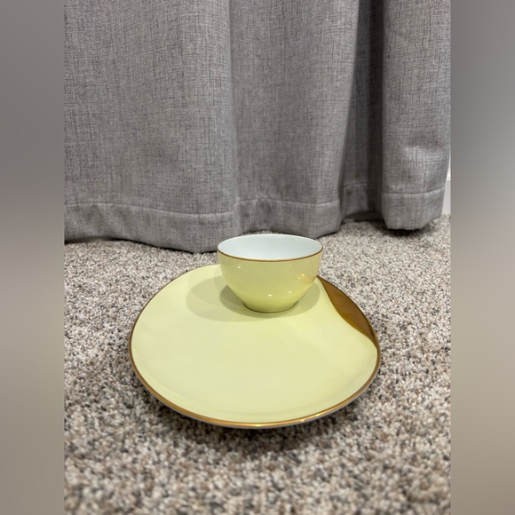 Vintage Noritake Pastel Yellow Snack Plate & Cup Set - Picture 4 of 11